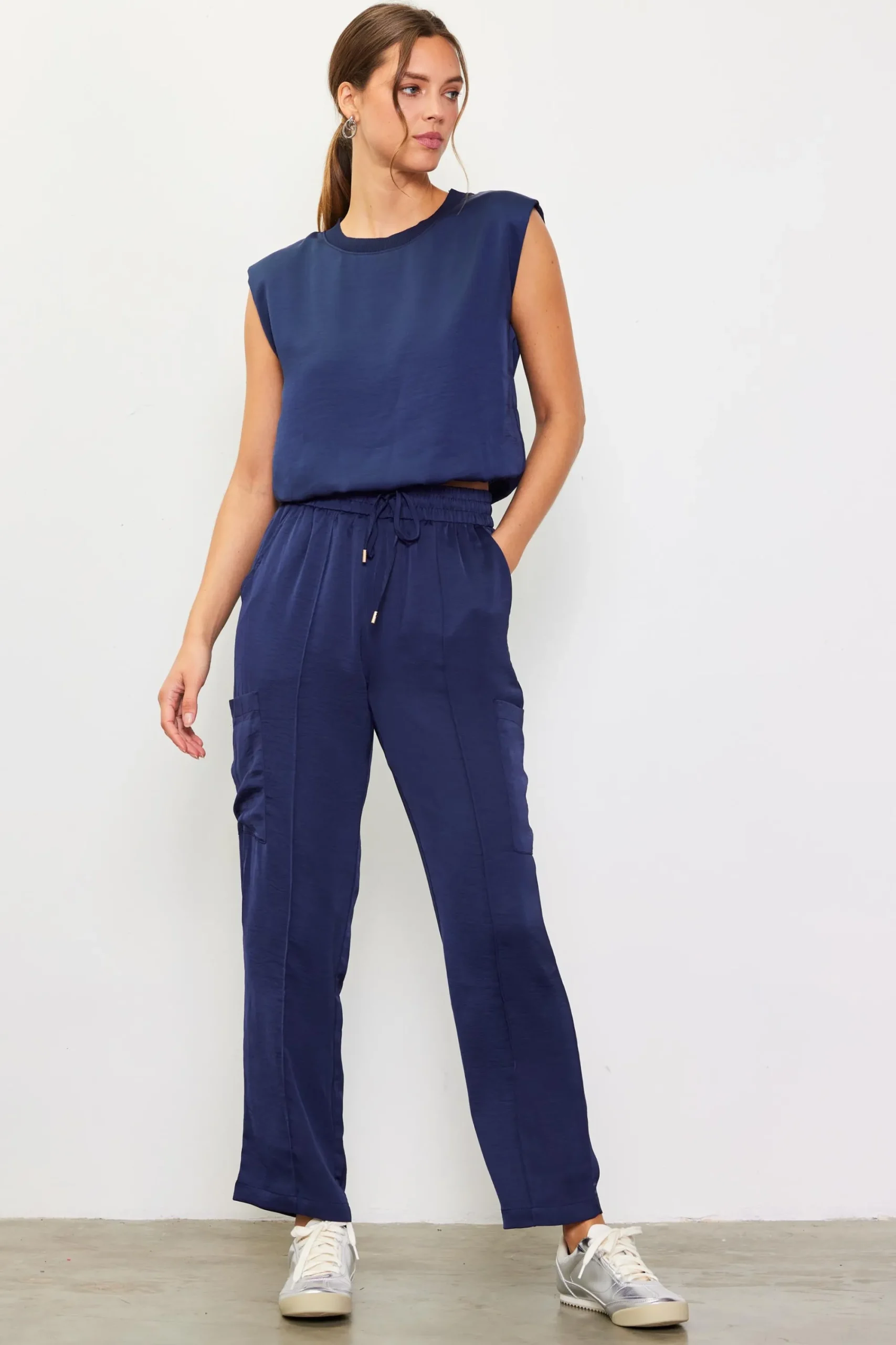 SKIES ARE BLUE Bubble Hem Muscle Tank* Sleeveless Tops