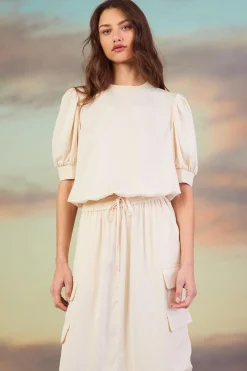 SKIES ARE BLUE Bubble Sleeve Top* Short Sleeve Tops