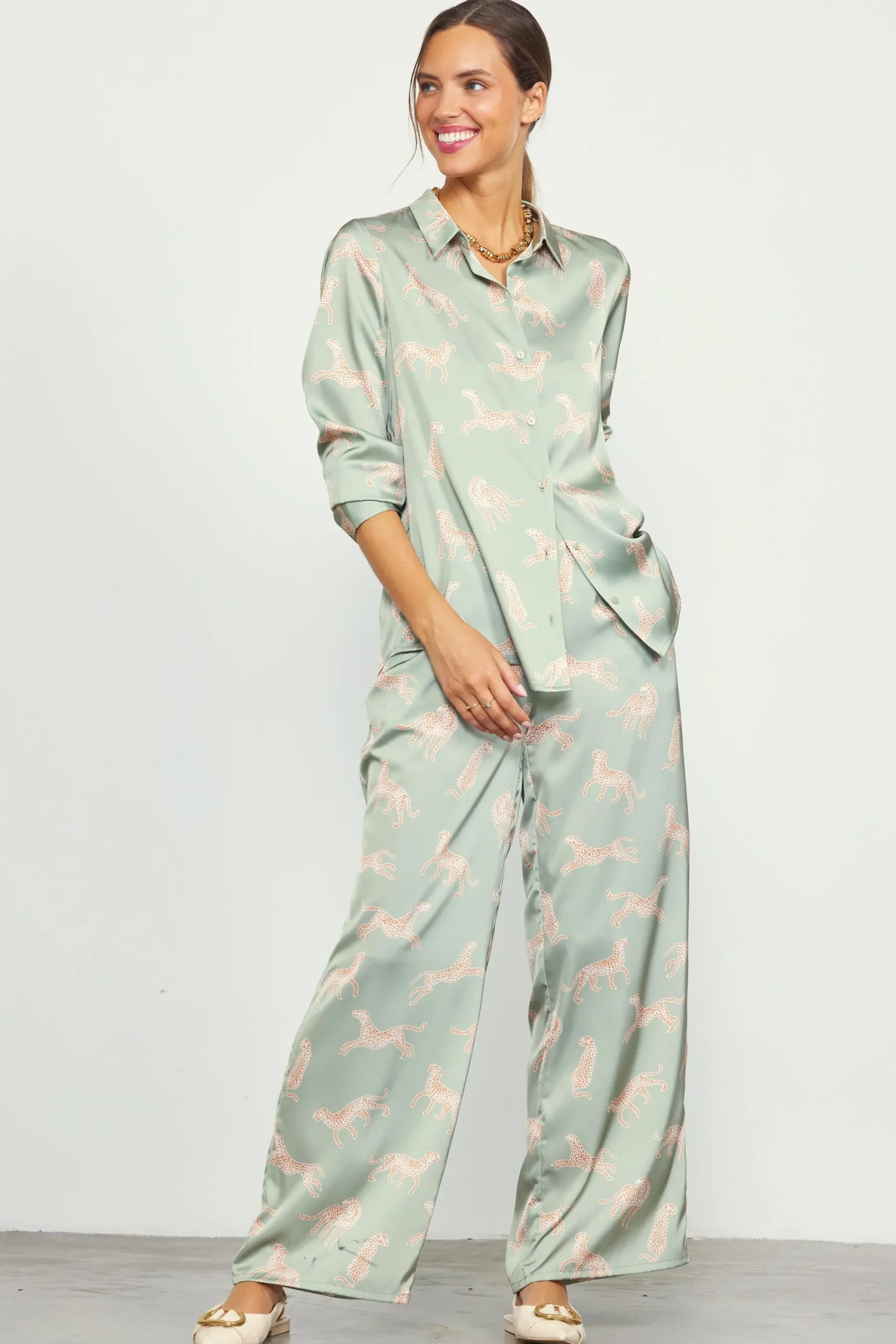 SKIES ARE BLUE Cheetah Print Satin Long Pants* Pants