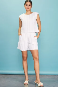 SKIES ARE BLUE Double Pleated Striped Shorts* Shorts