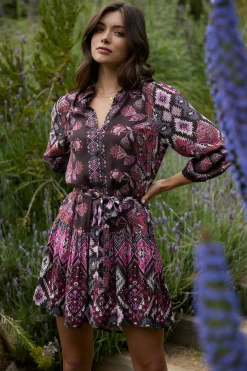 SKIES ARE BLUE Edain Border Print Mini Dress* Mini Dresses