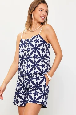 SKIES ARE BLUE Embroidered Cami Top* Sleeveless Tops