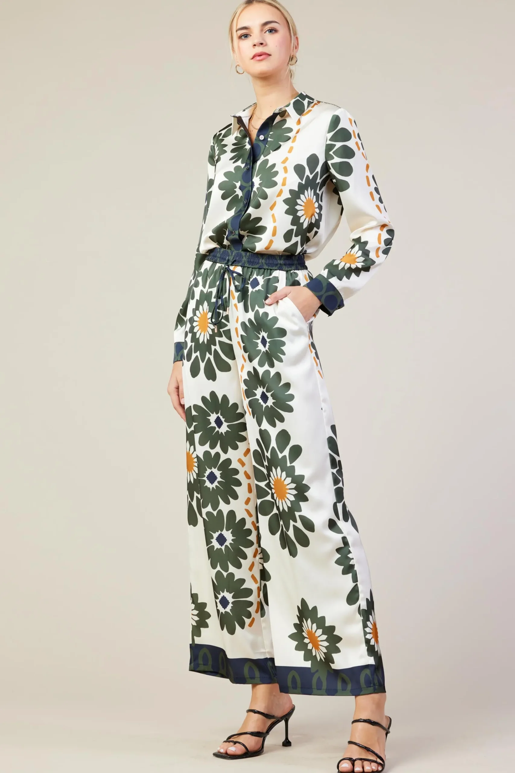 SKIES ARE BLUE Floral Print Elastic Waistband Pants* Pants