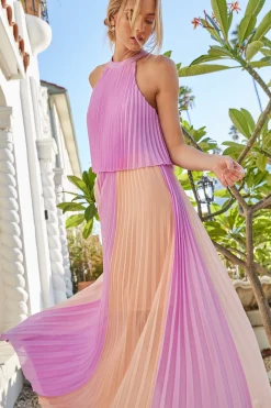 SKIES ARE BLUE Halter Pleated Maxi Dress* Maxi Dresses