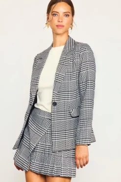 SKIES ARE BLUE Houndstooth Tailored Blazer* Blazers