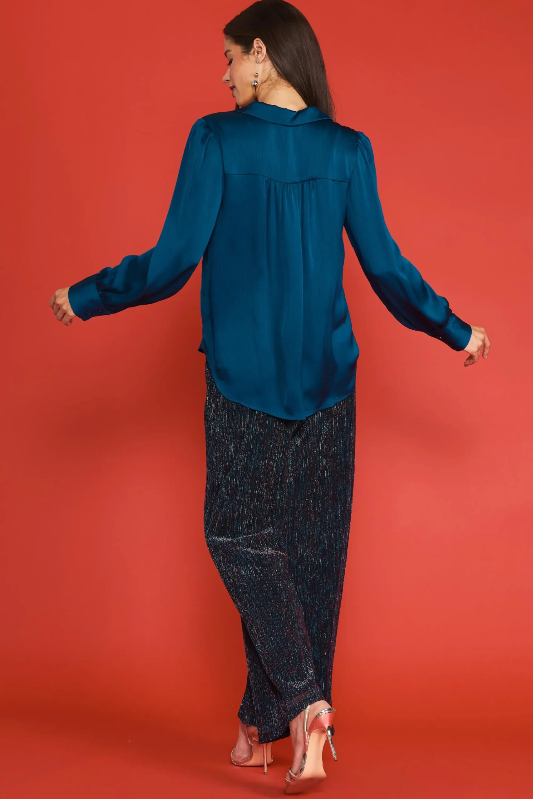 SKIES ARE BLUE Recycled Crinkle Satin Buttondown* Long Sleeve Tops