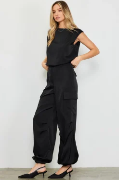 SKIES ARE BLUE Satin Cargo Pants* Pants