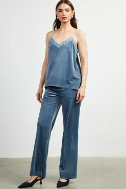 SKIES ARE BLUE Velvet Lace Detail Cami* Sleeveless Tops